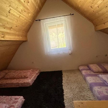 Bed And Breakfast Umoljani Pokoj fotografie