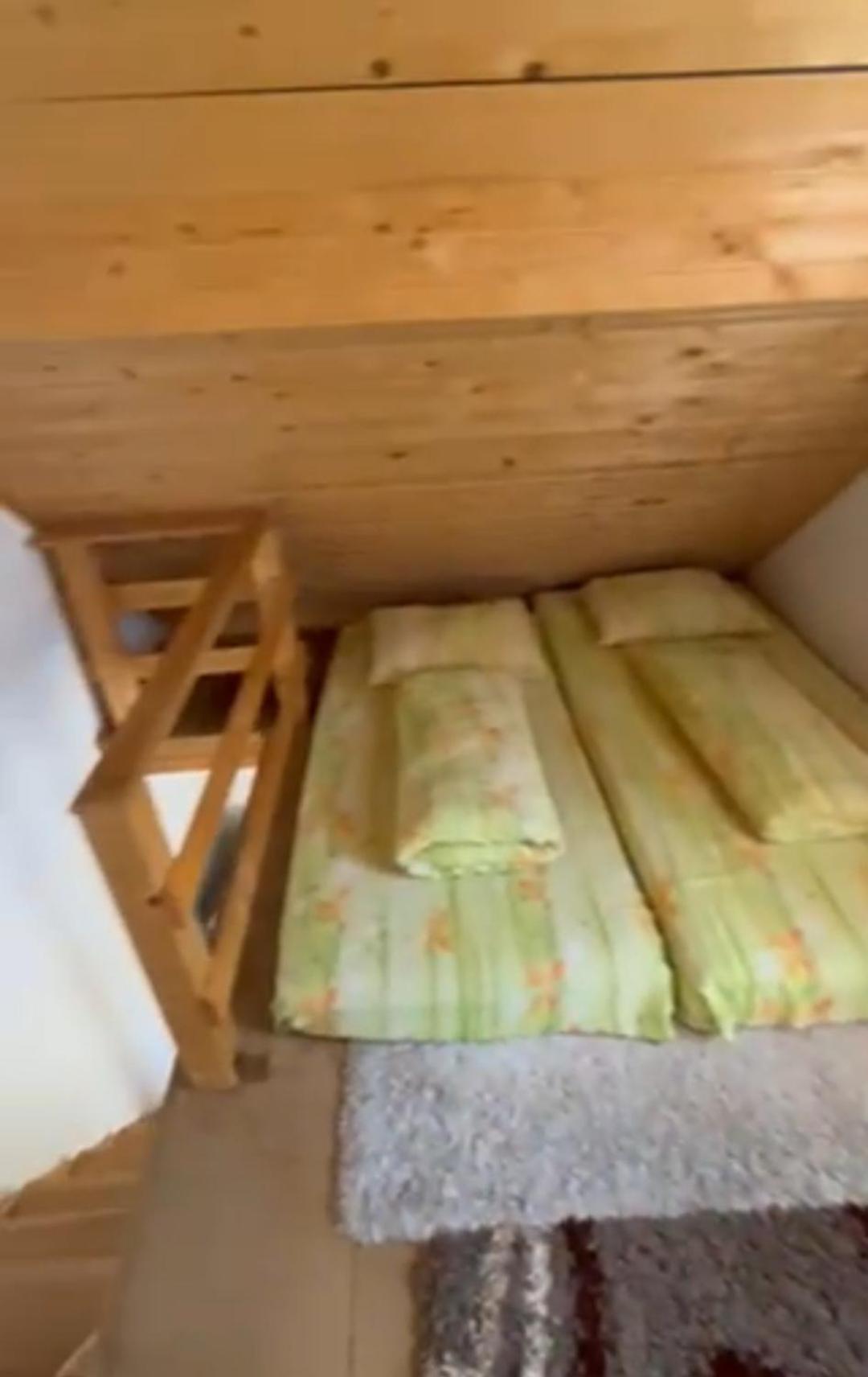 Bed And Breakfast Umoljani Pokoj fotografie